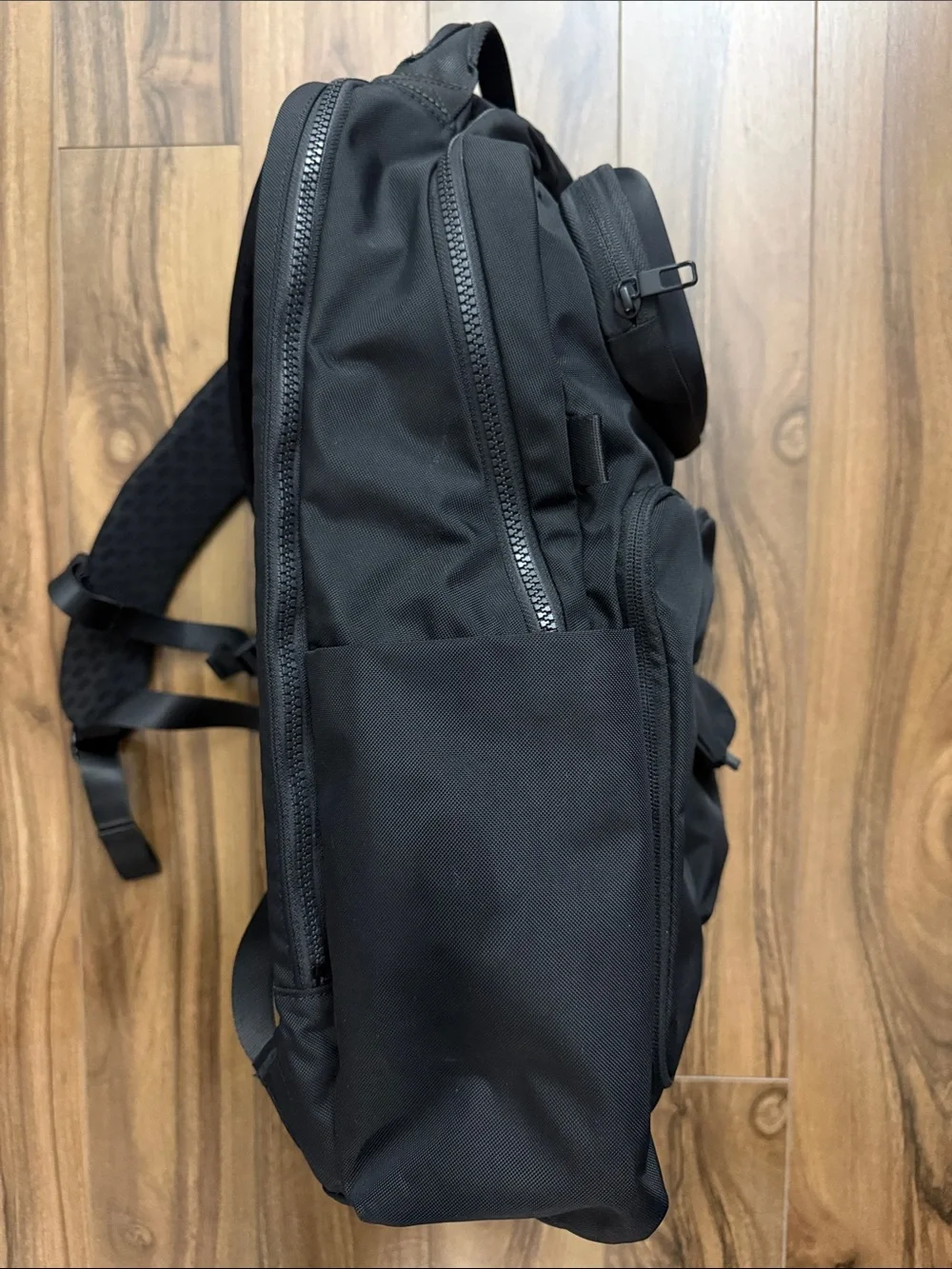 Lululemon Black Men's Utility Backpack - Versatile Everyday Carry